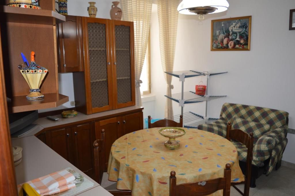 Sala da pranzo 1 di Casa Vacanze La Foggia